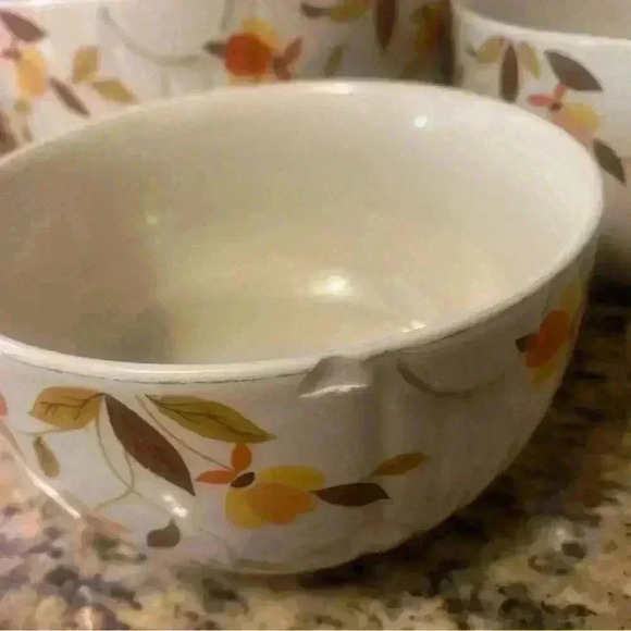 Vintage Hall China Jewel Tea Autumn Leaf Nested Mixing Bowl Set of 3 - Picture 2 of 4